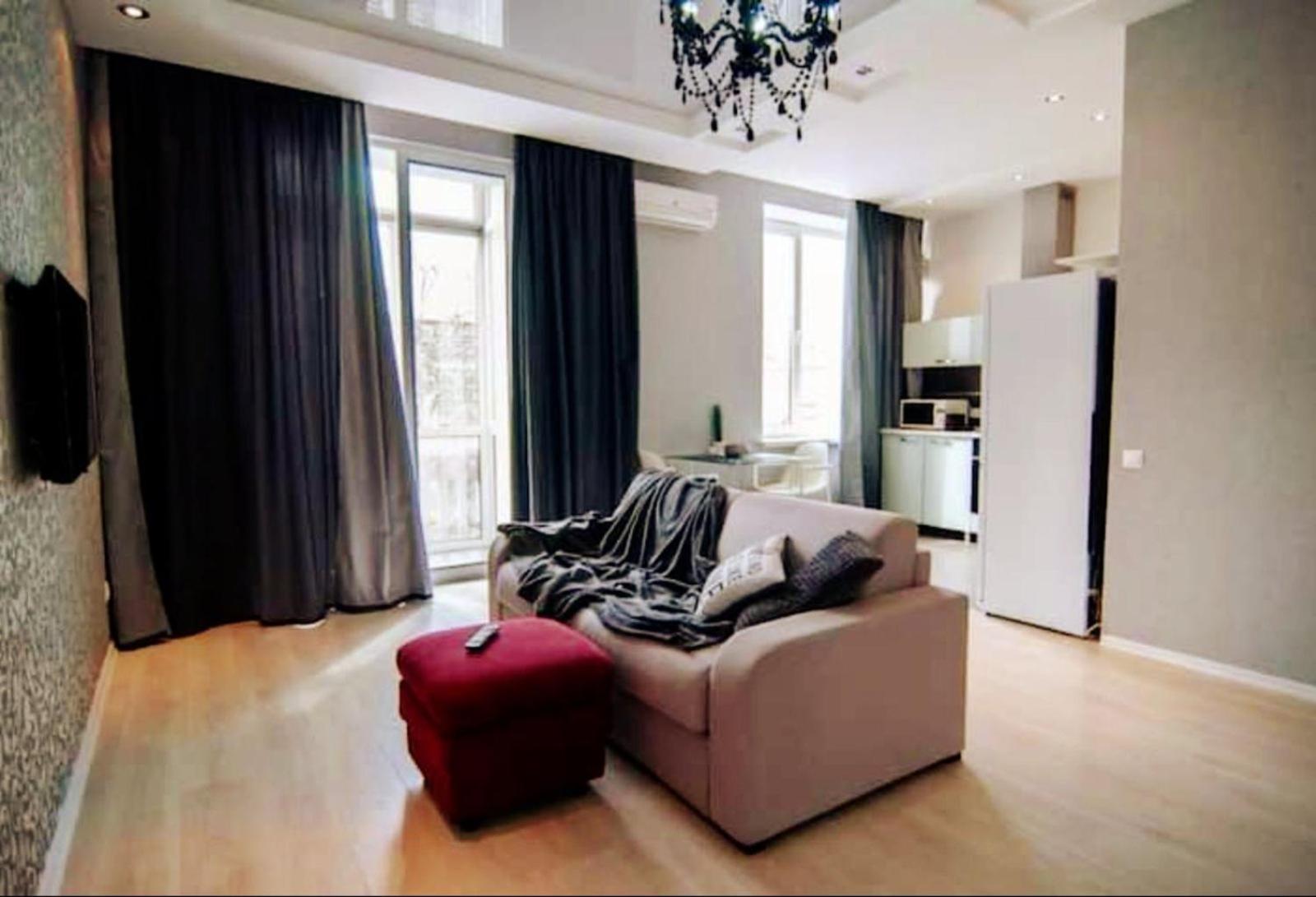 Daire 1-bedroom Flat With Balcony On Stefan The Great St *